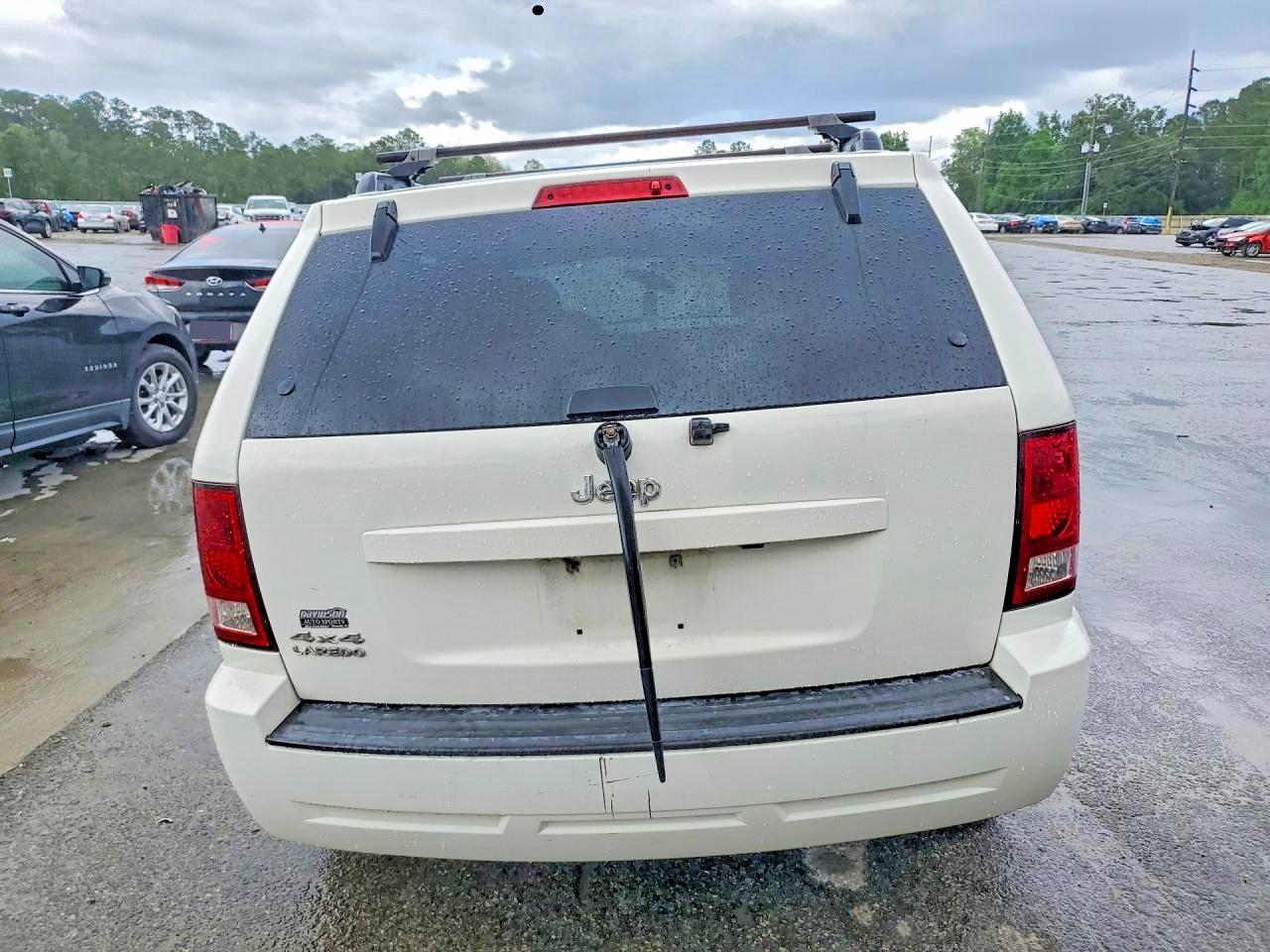 Jeep Cherokee Laredo