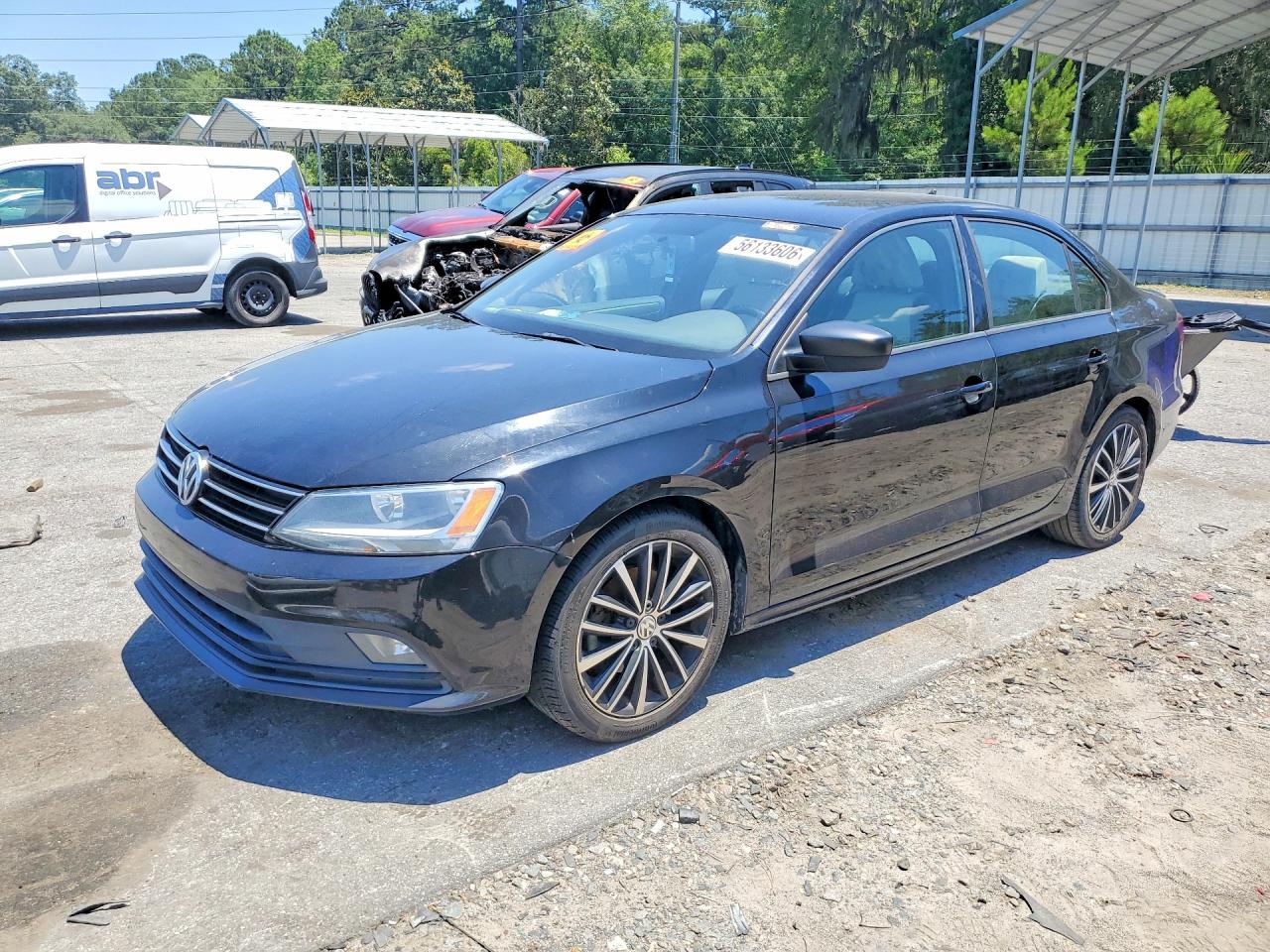 Salvage Volkswagen Jetta Image