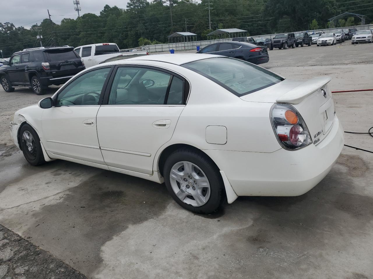 Nissan Altima Base