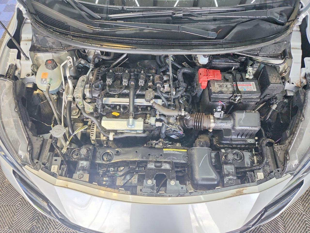 Nissan Versa S