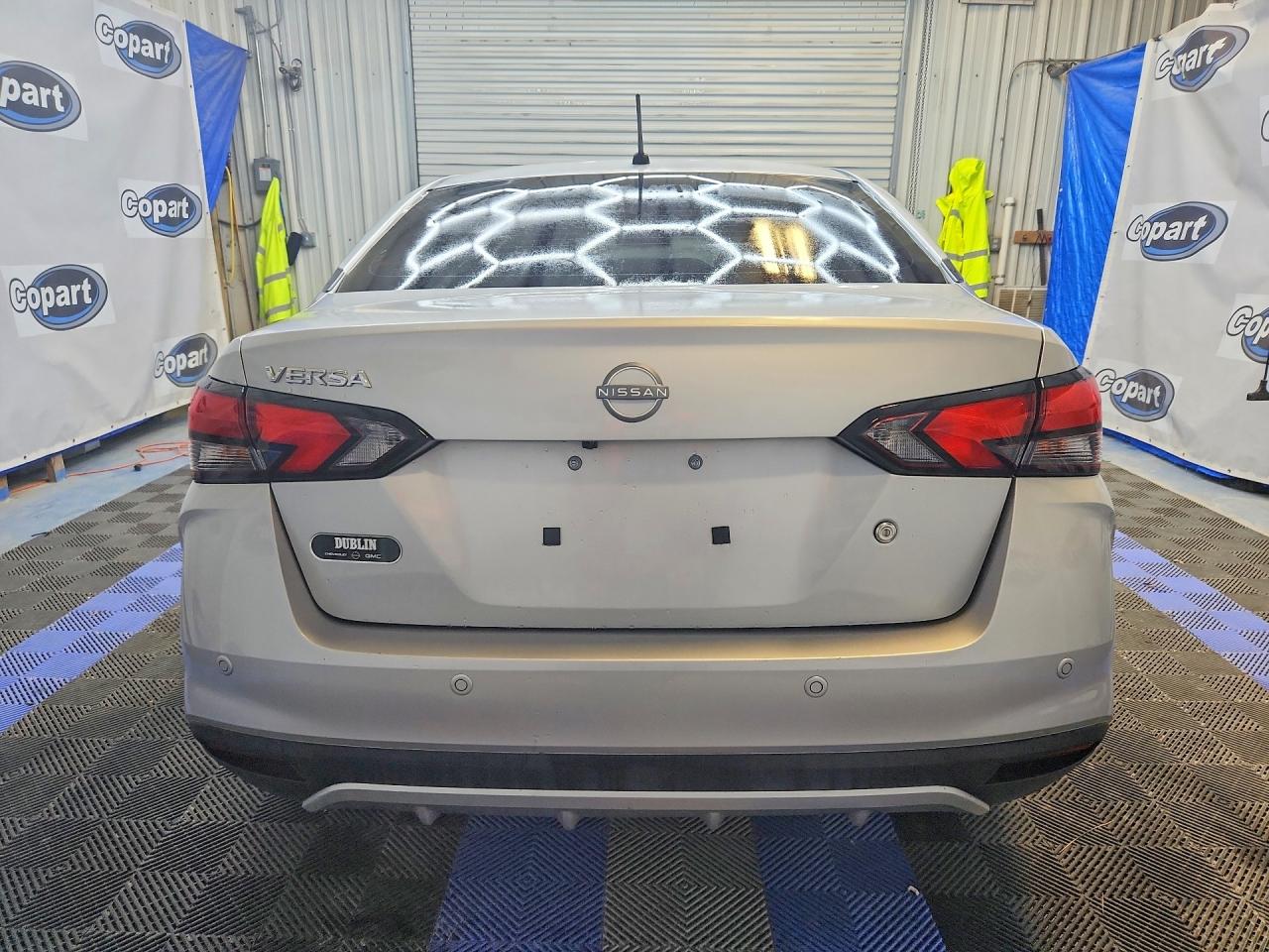 Nissan Versa S