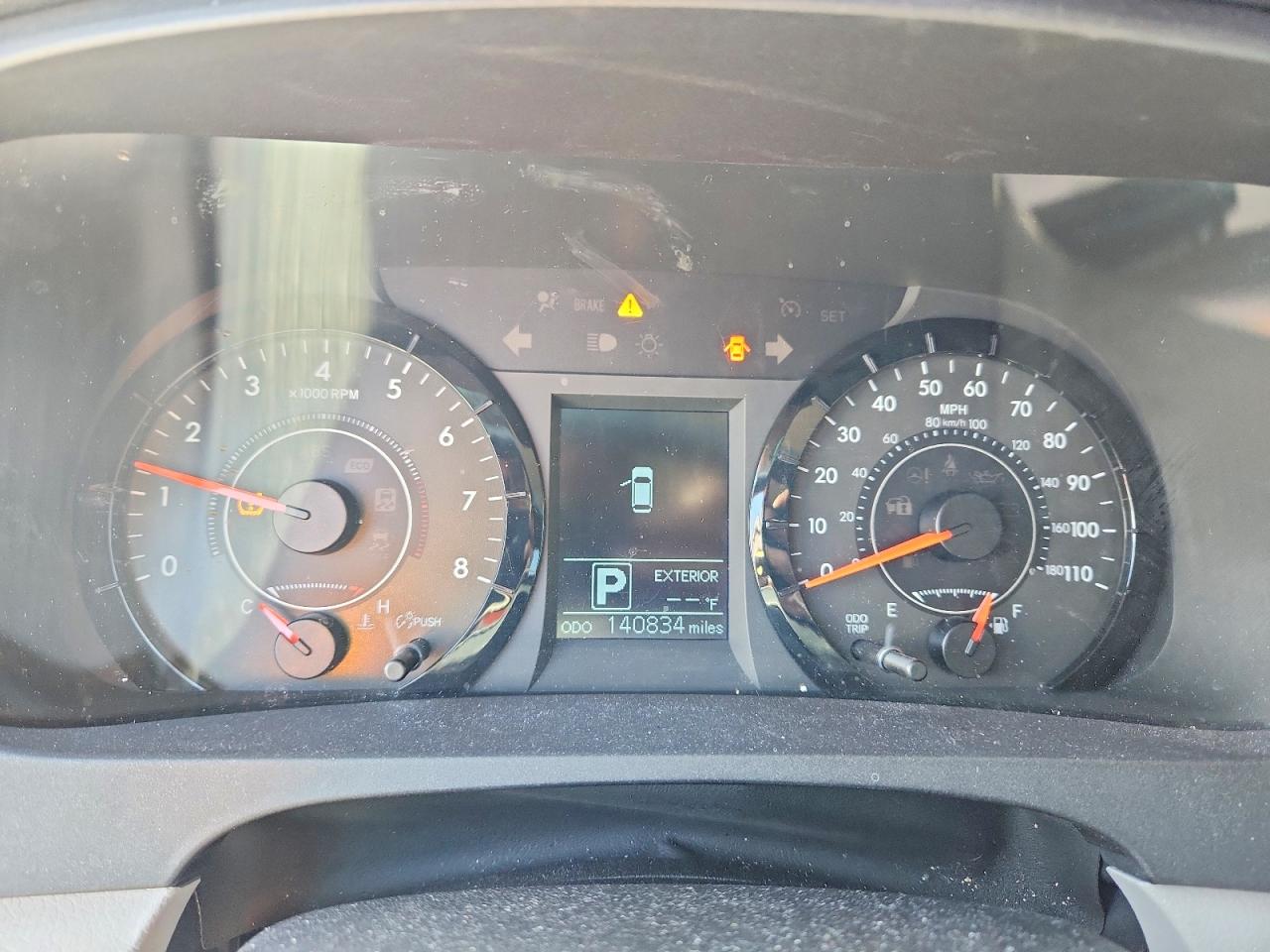 Toyota Sienna Le 8-passenger