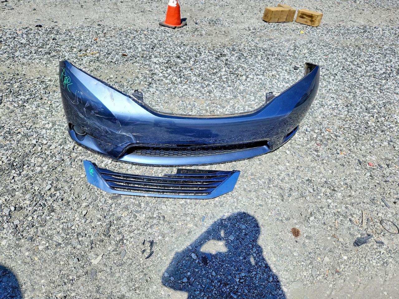 Toyota Sienna Le 8-passenger