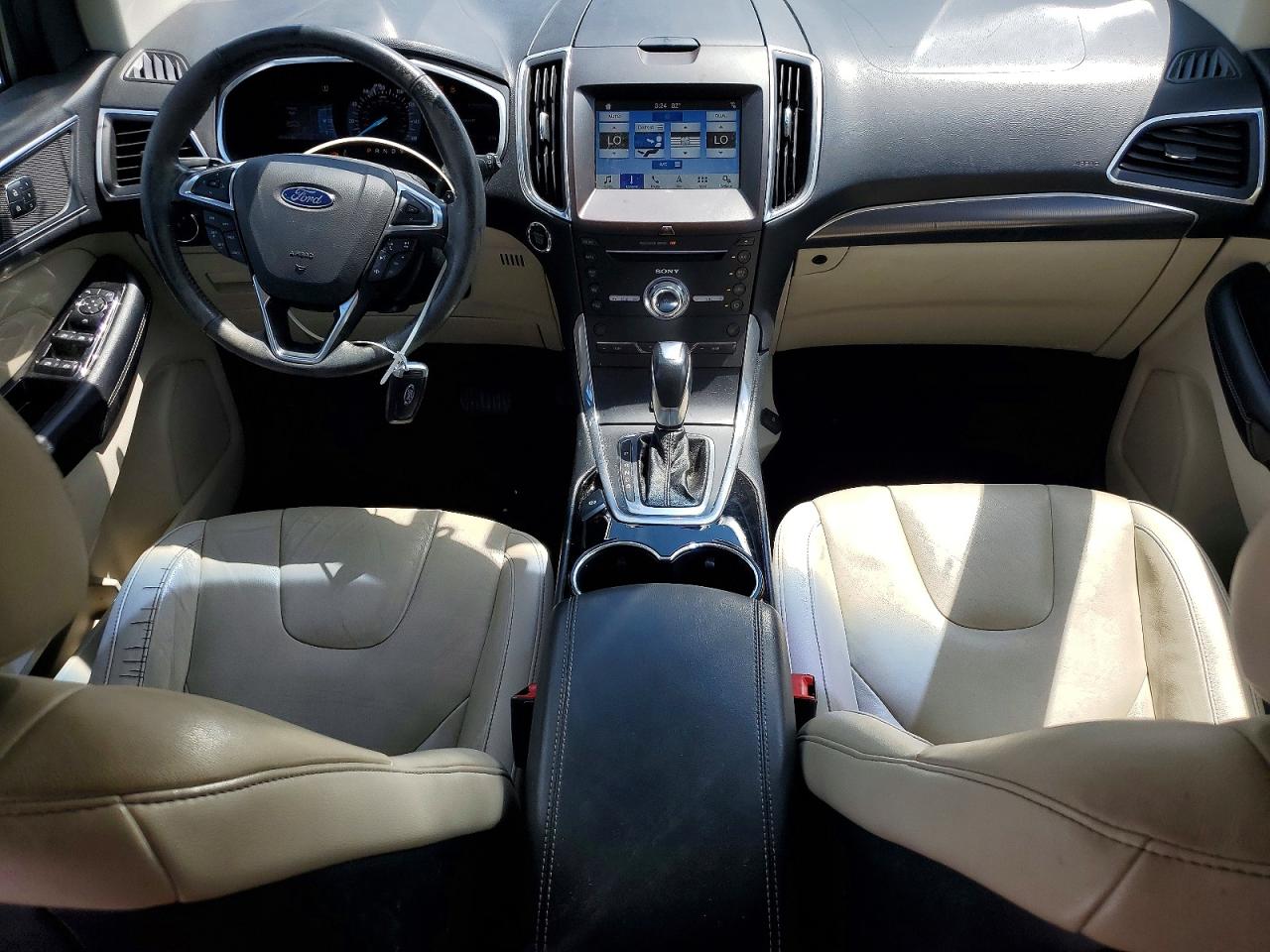 Ford Edge Titanium