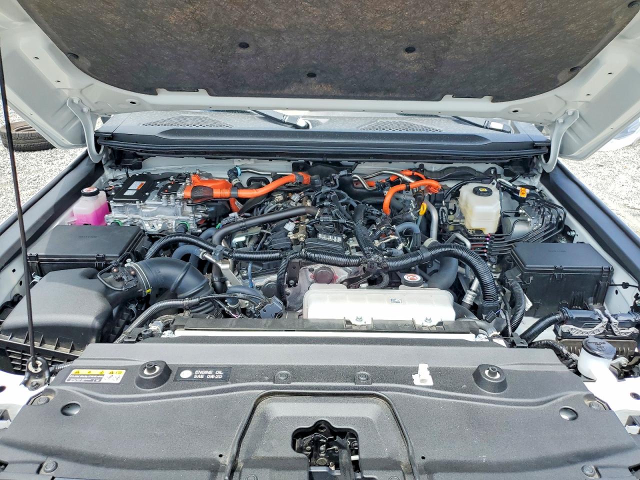 Toyota Land Cruis Base