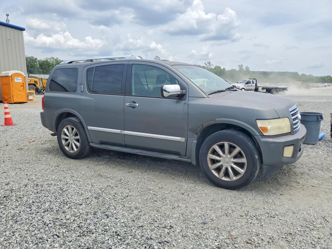 INFINITI Qx Base