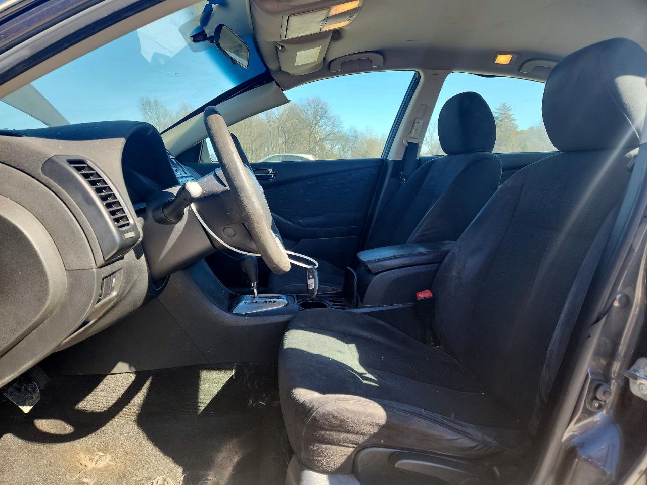 Nissan Altima Base
