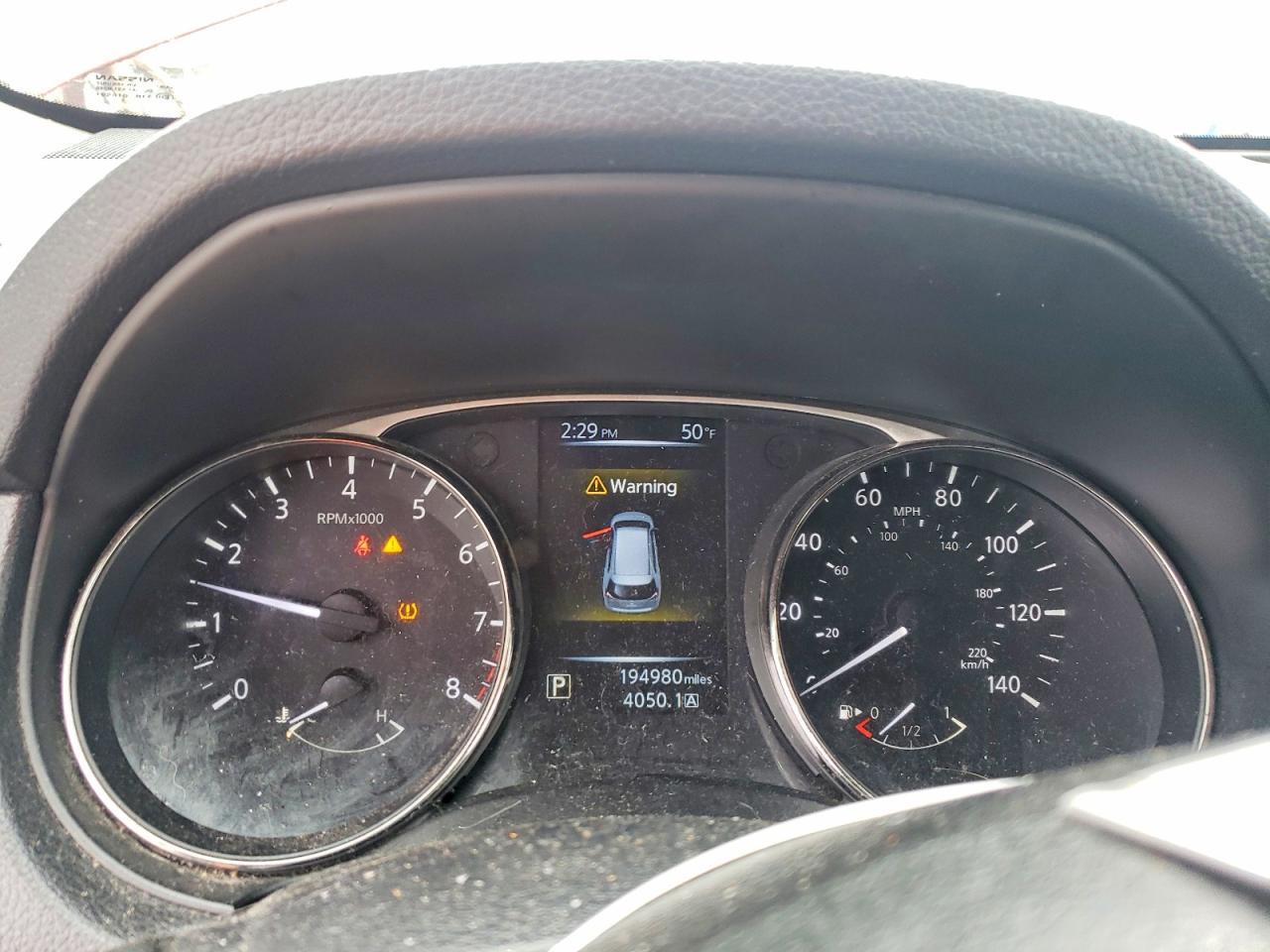 Nissan Rogue S