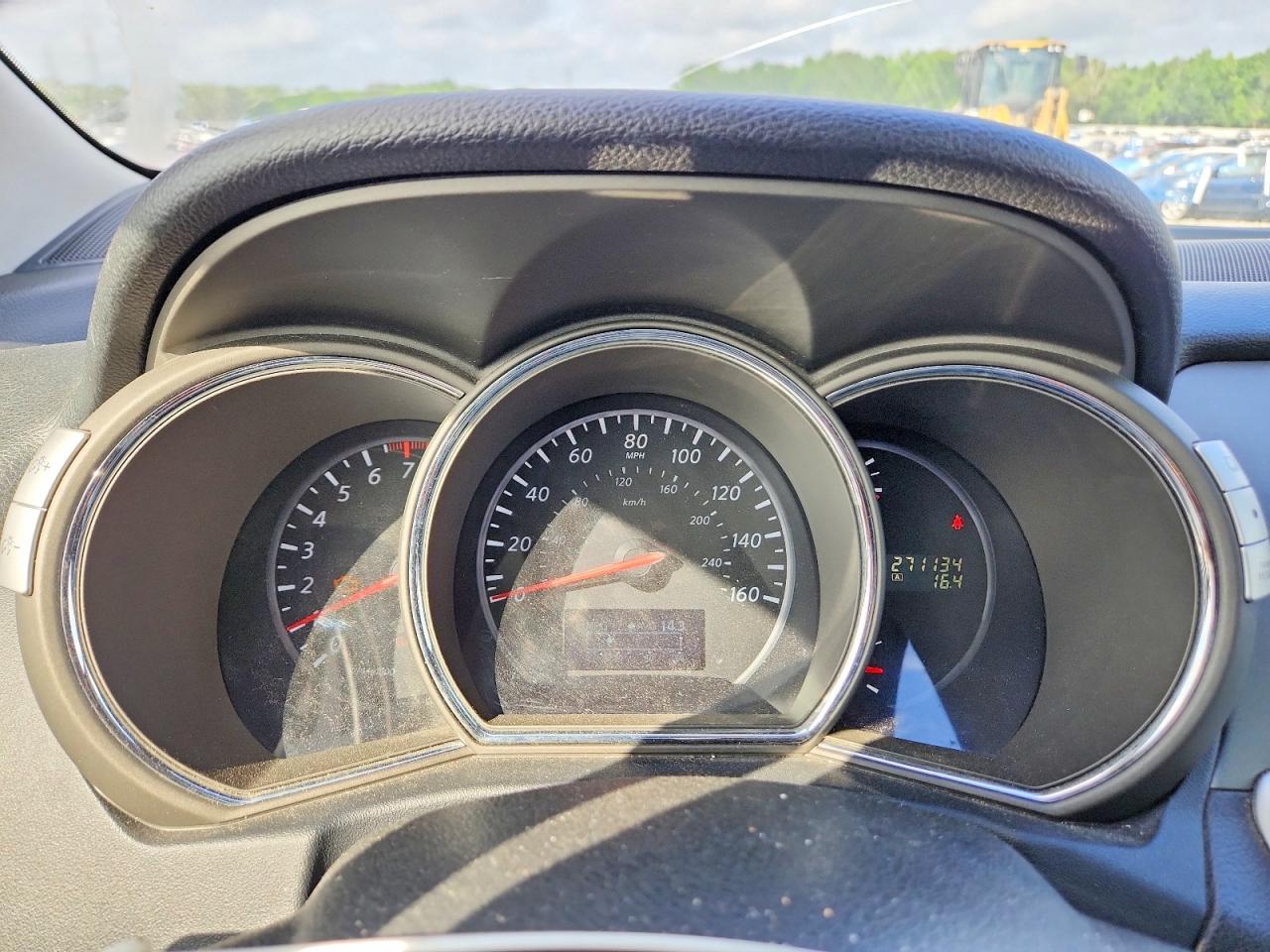 Nissan Murano S