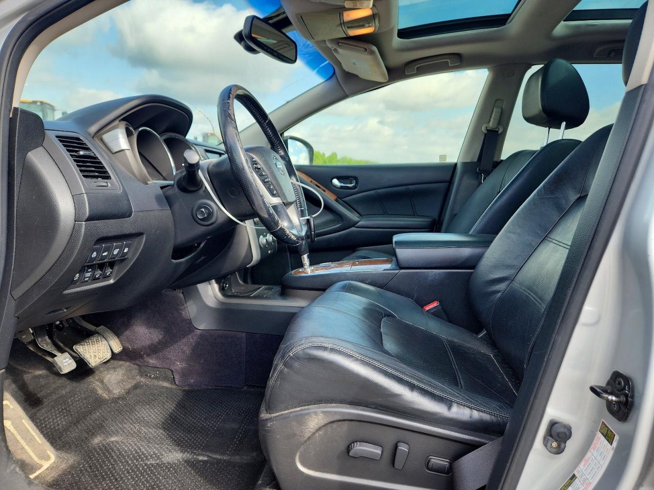 Nissan Murano S