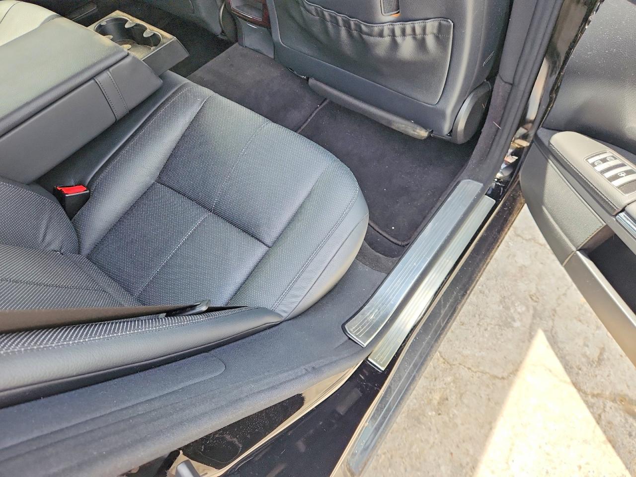Mercedes-Benz S-Class 550