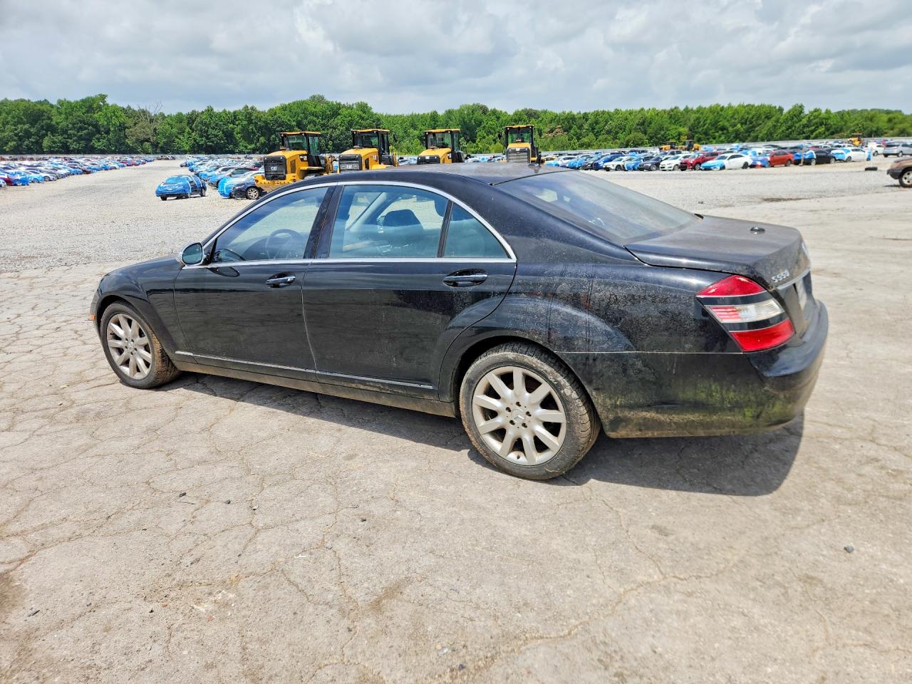 Mercedes-Benz S-Class 550