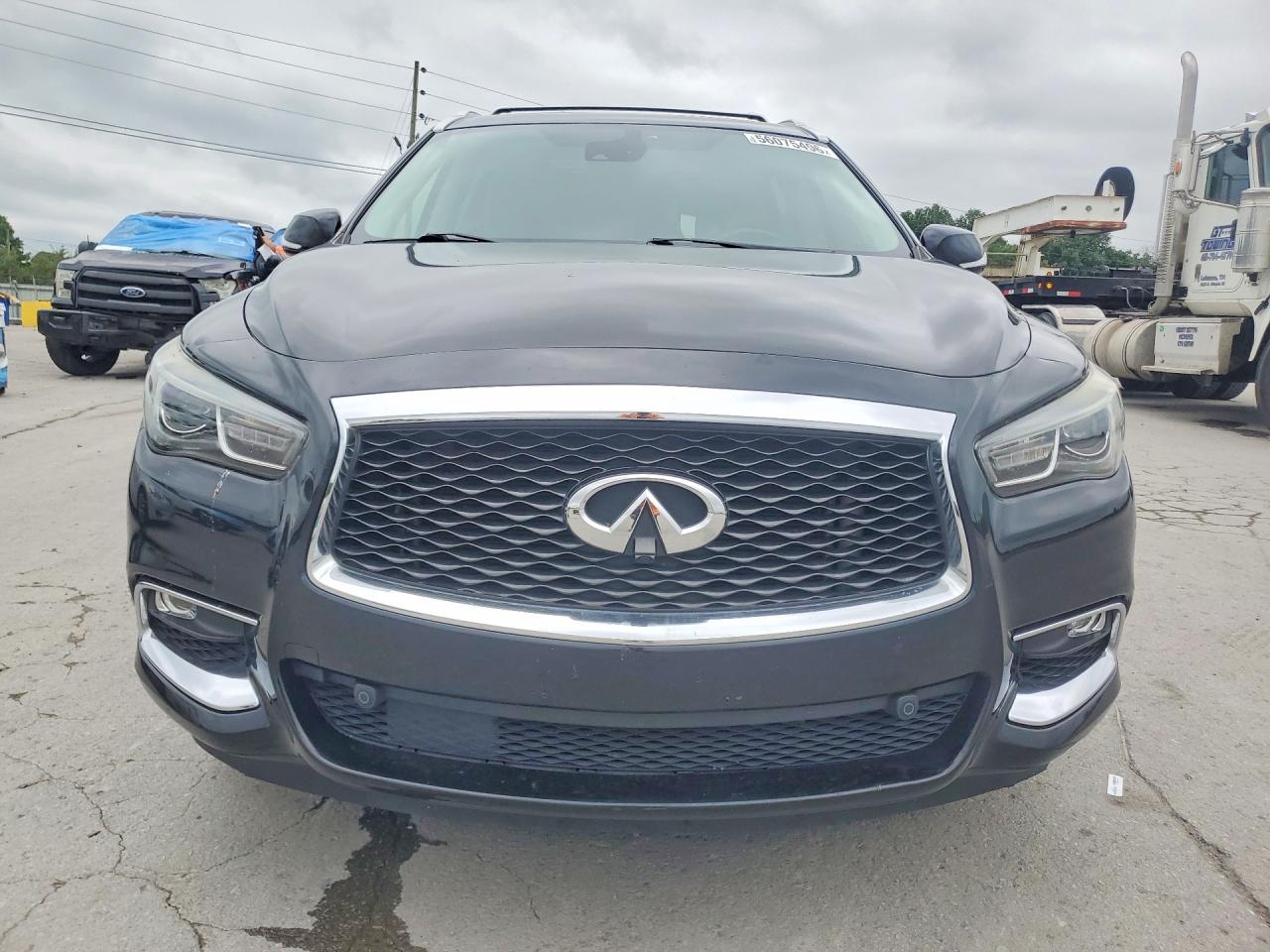 INFINITI Qx Luxe