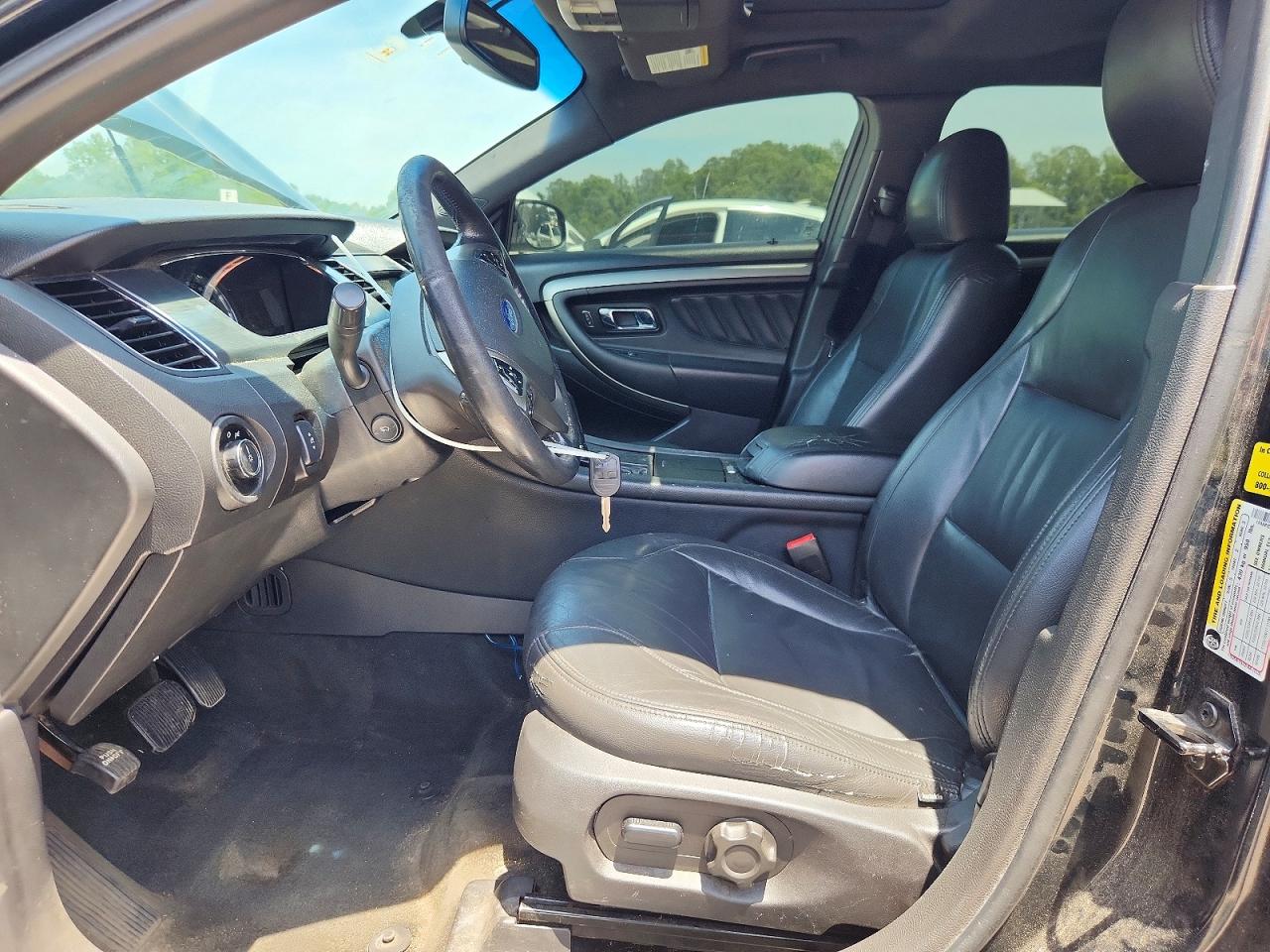 Ford Taurus Sel