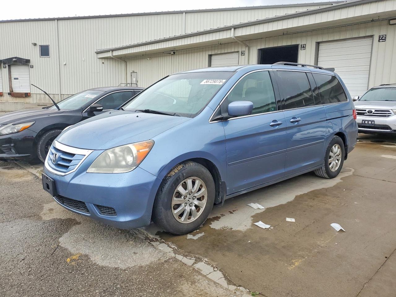 Salvage Honda Odyssey Image