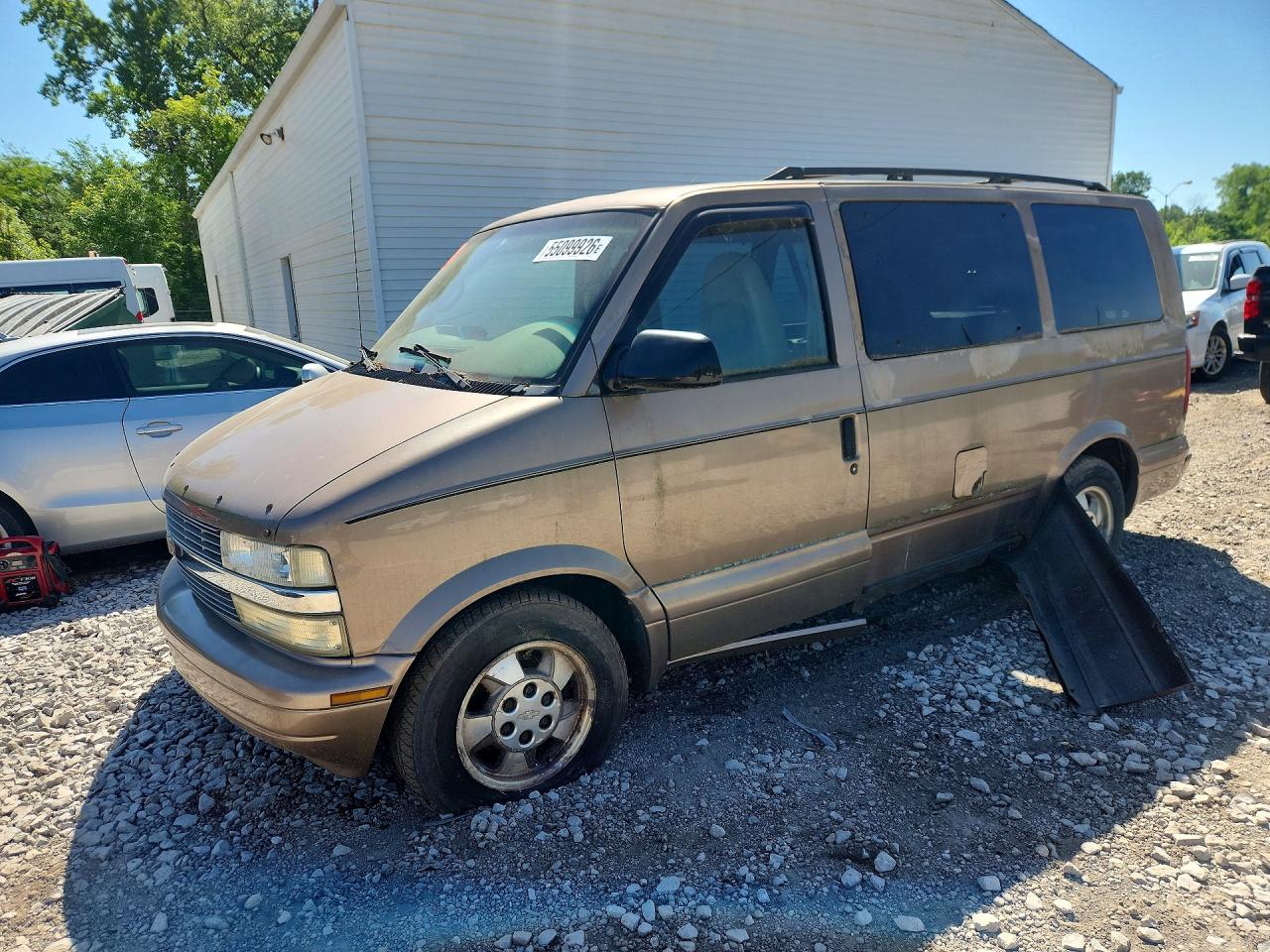Salvage Chevrolet Astro Image