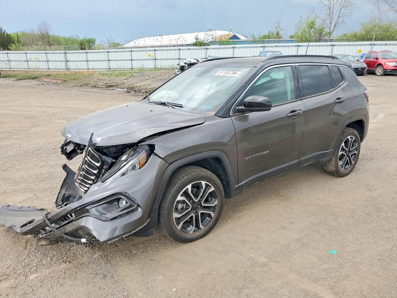 Salvage Jeep Compass Image