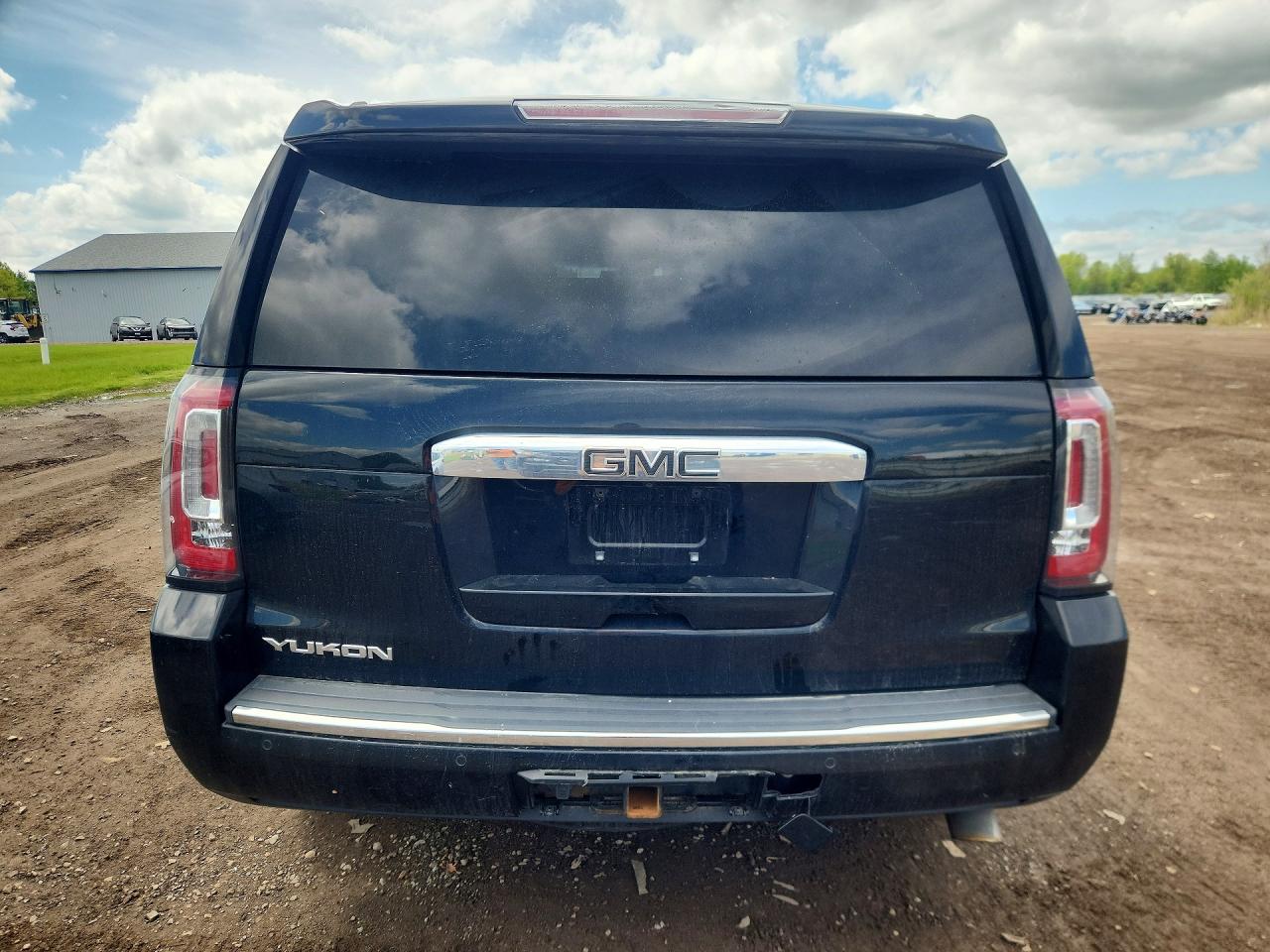 GMC Yukon Denali