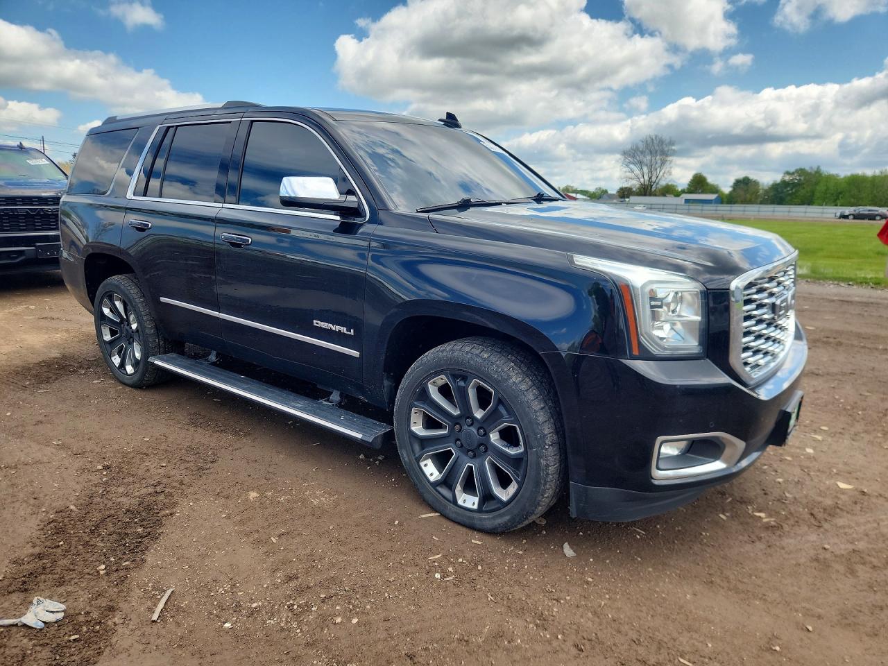 GMC Yukon Denali
