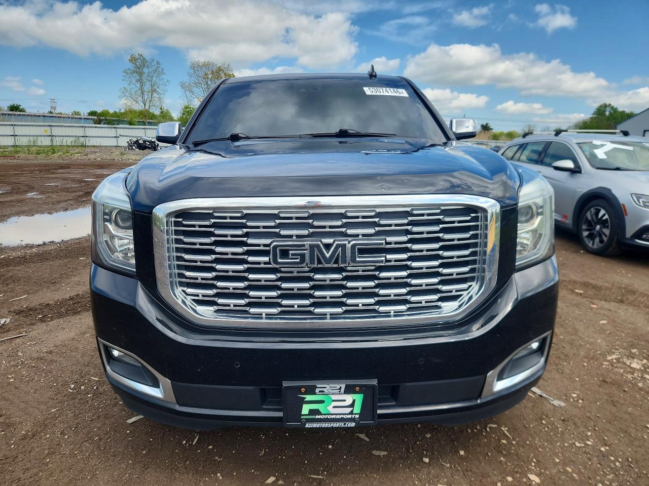 GMC Yukon Denali