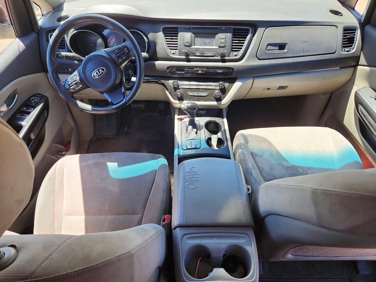 Kia Sedona Lx