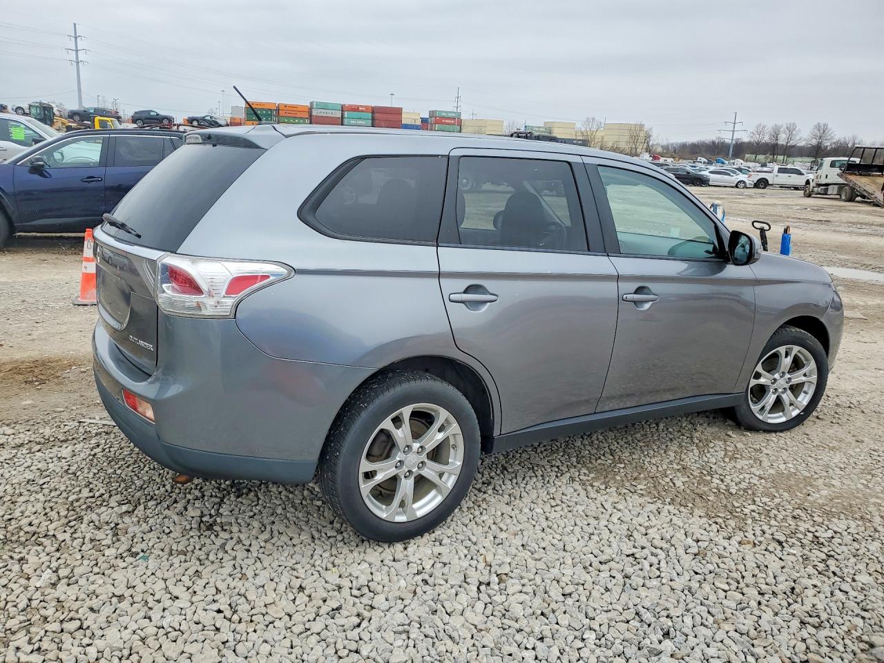 Mitsubishi Outlander Se