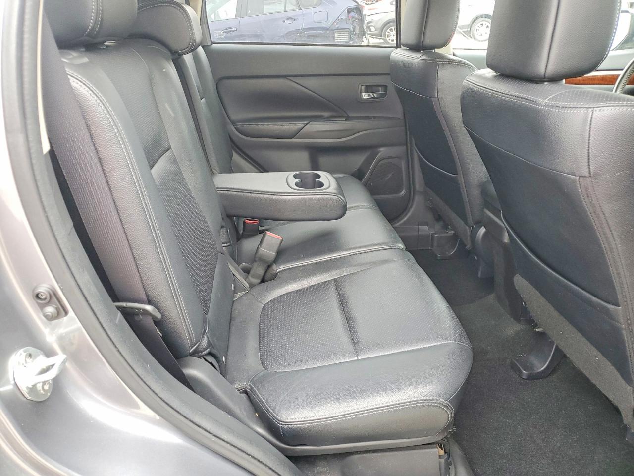 Mitsubishi Outlander Se