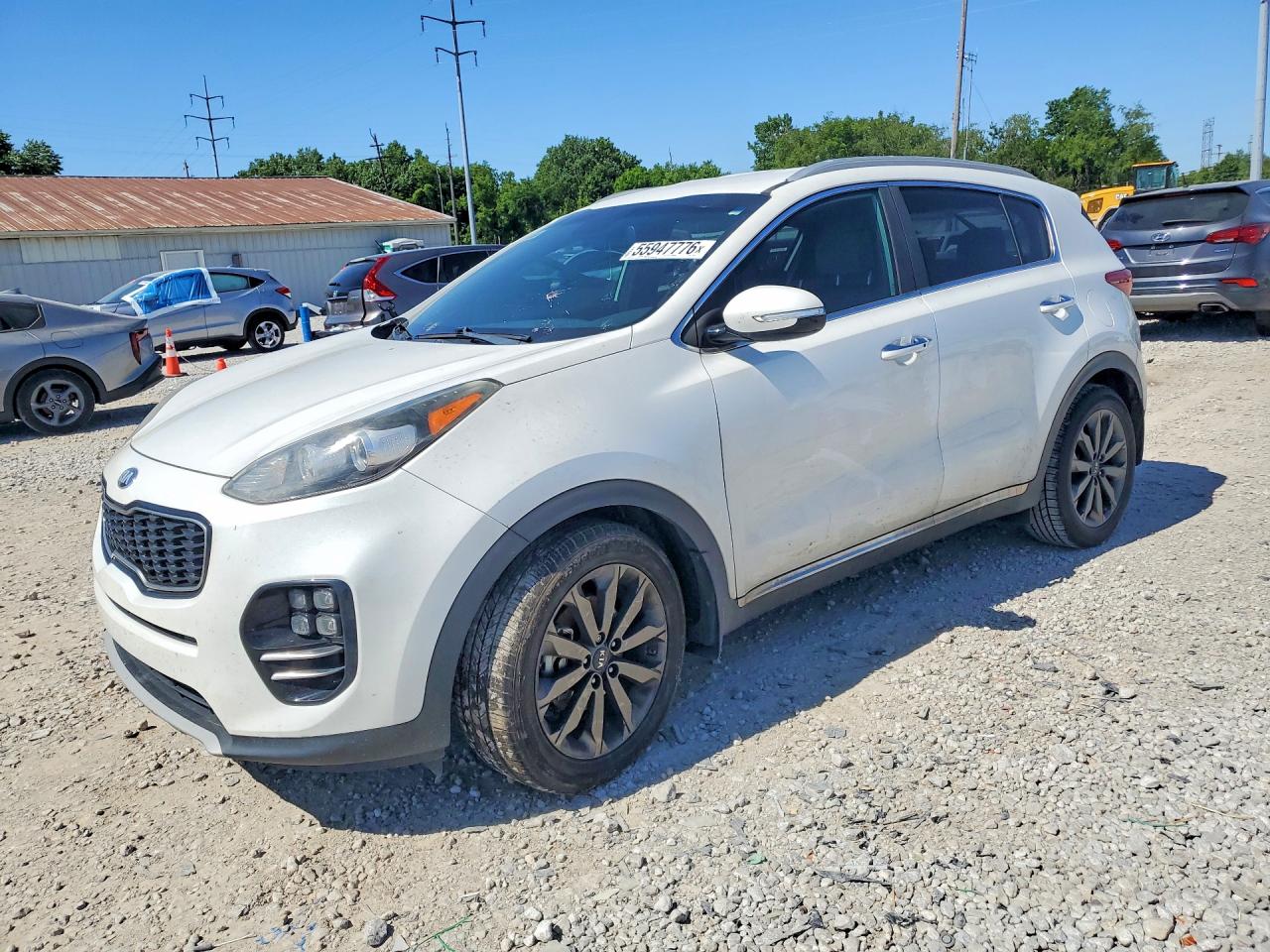 Salvage Kia Sportage Image