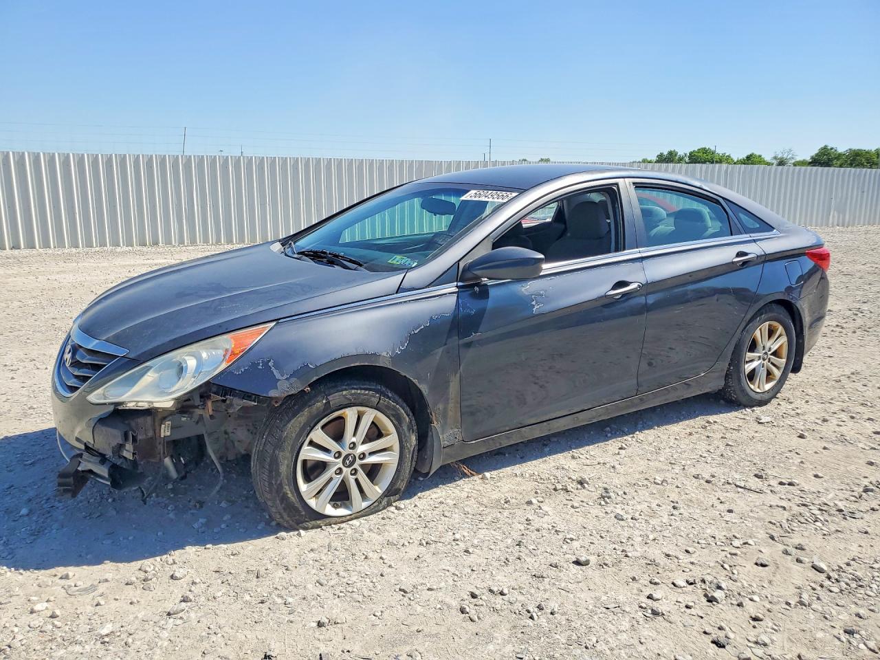 Salvage Hyundai SONATA Image