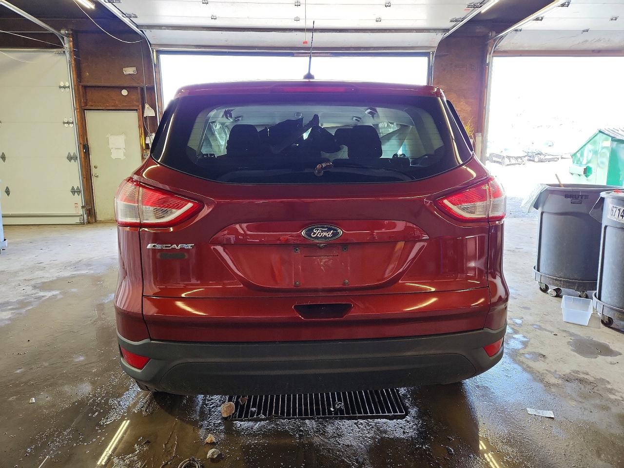 Ford Escape S
