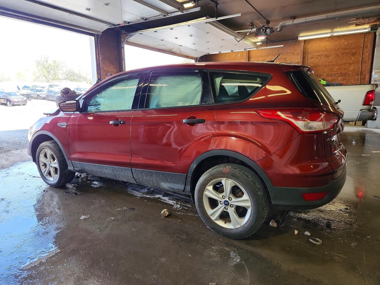 Ford Escape S