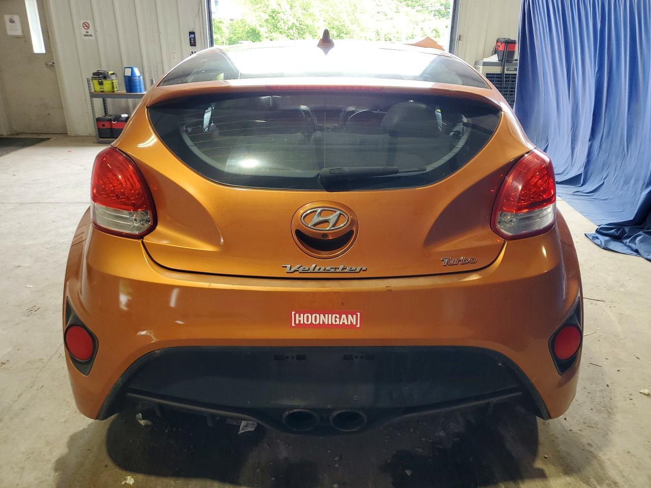 Hyundai VELOSTER Turbo