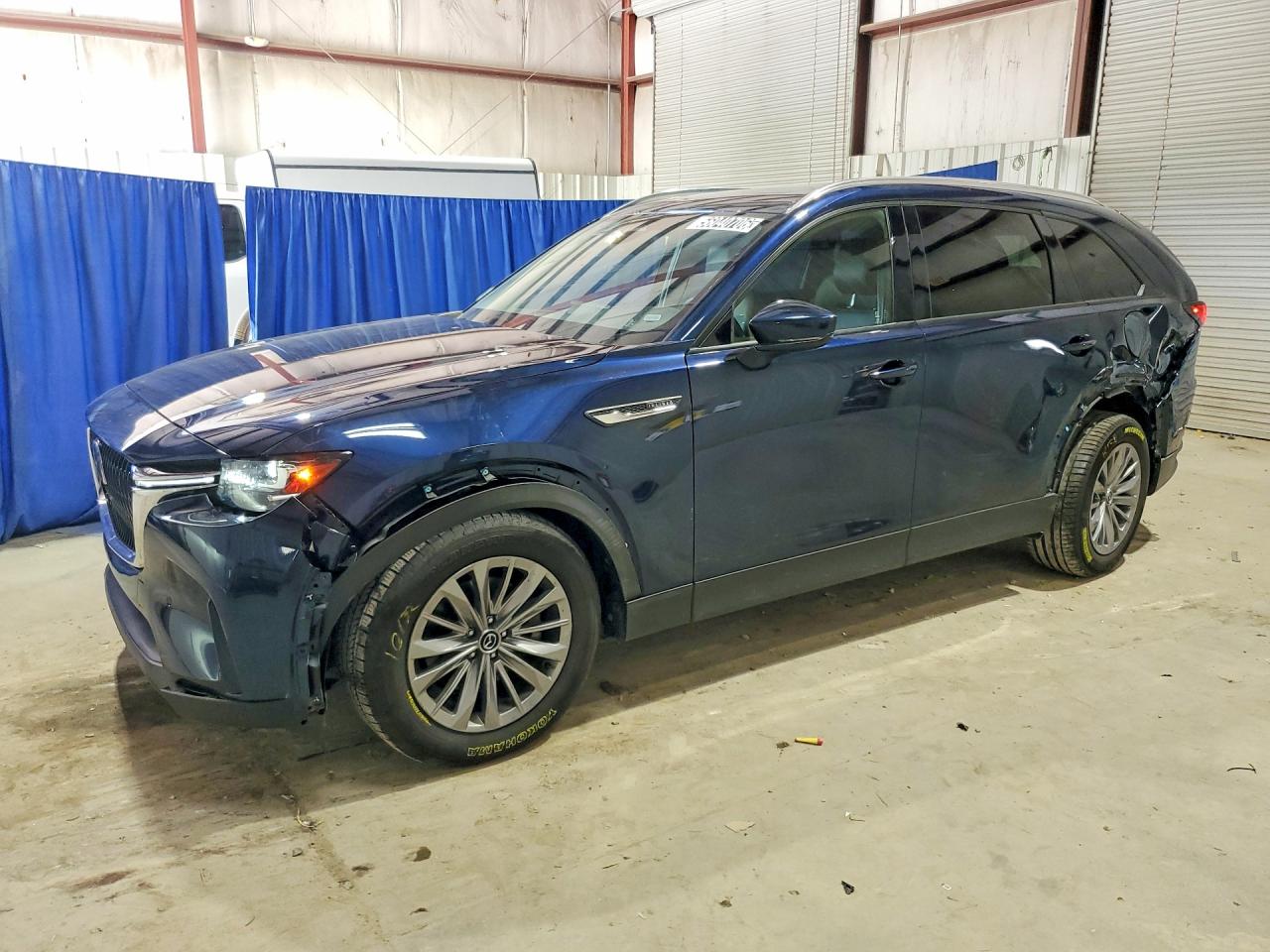 Salvage Mazda Cx Image