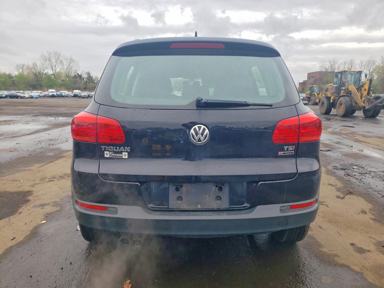Volkswagen Tiguan S