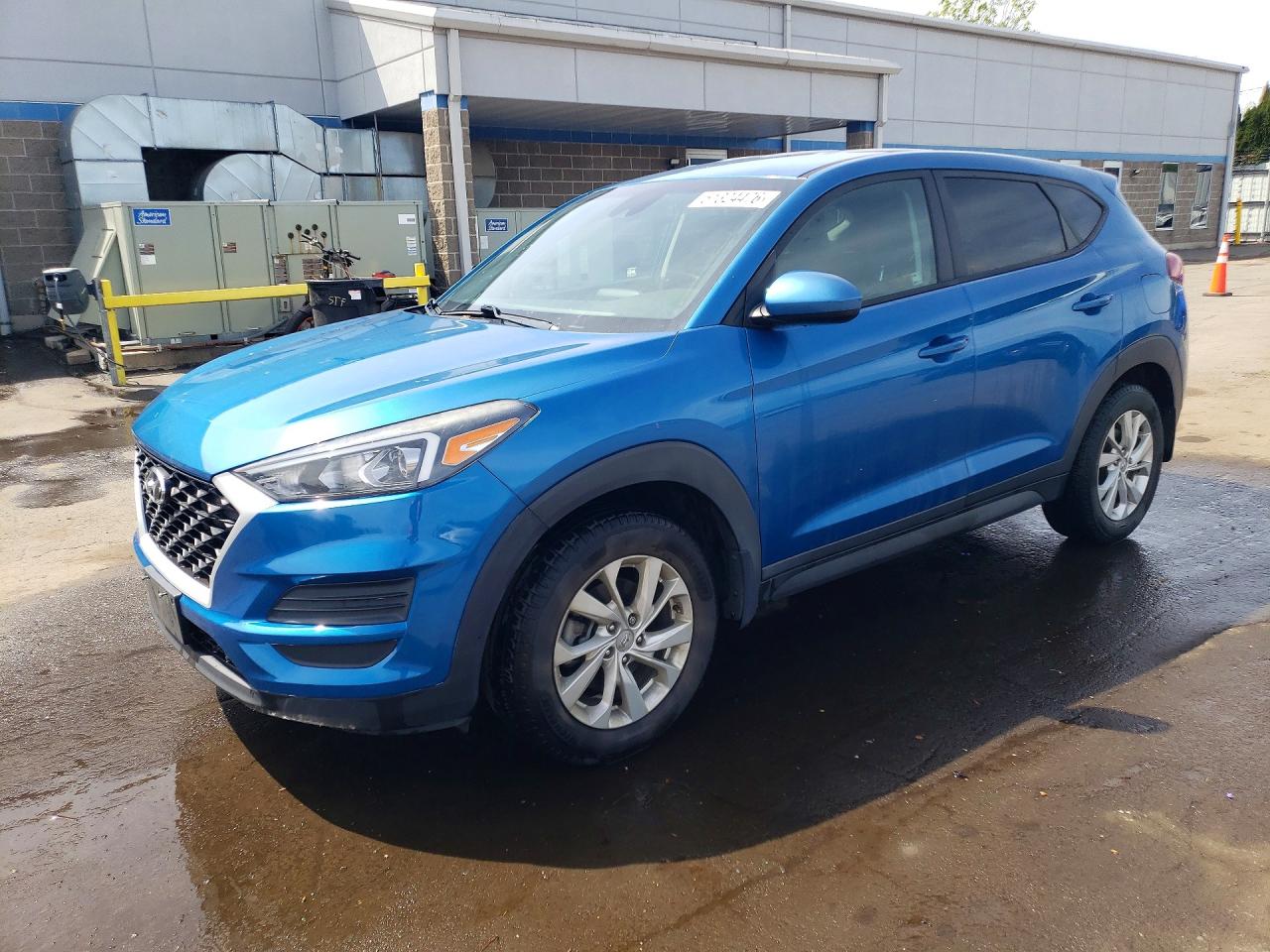 Salvage Hyundai TUCSON Image