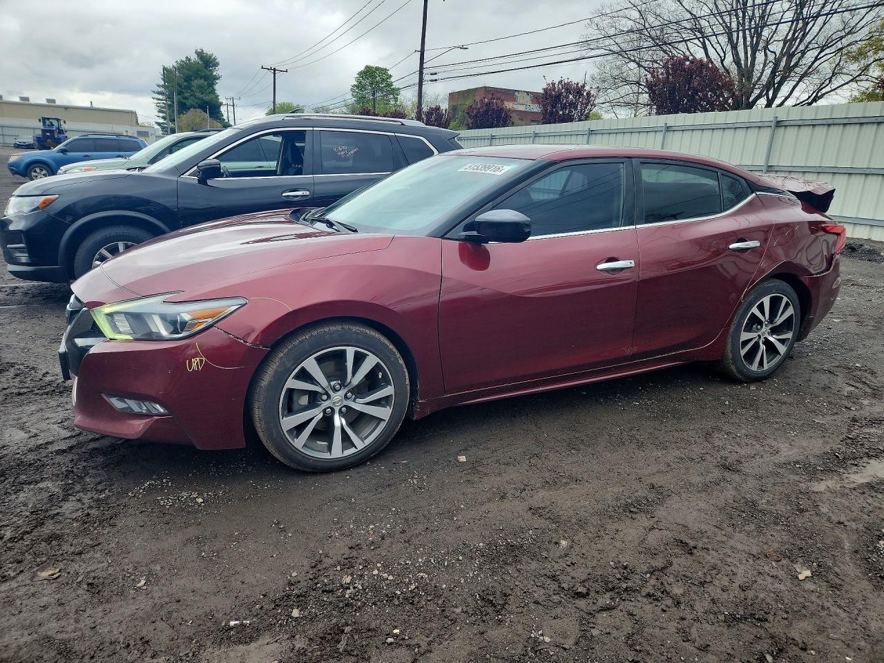 Salvage Nissan Maxima Image