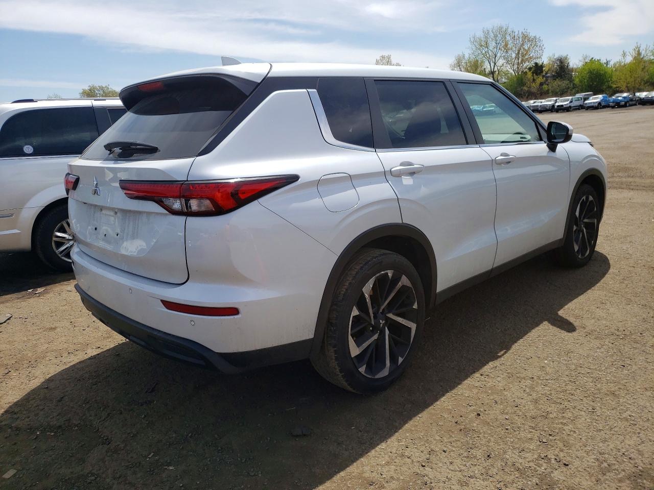 Mitsubishi Outlander Es