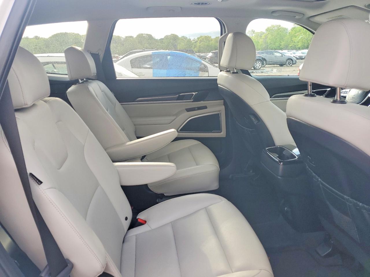 Kia Telluride S