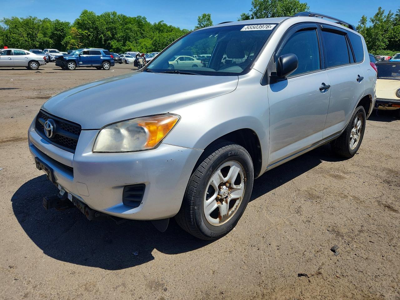 Salvage Toyota RAV4 Image