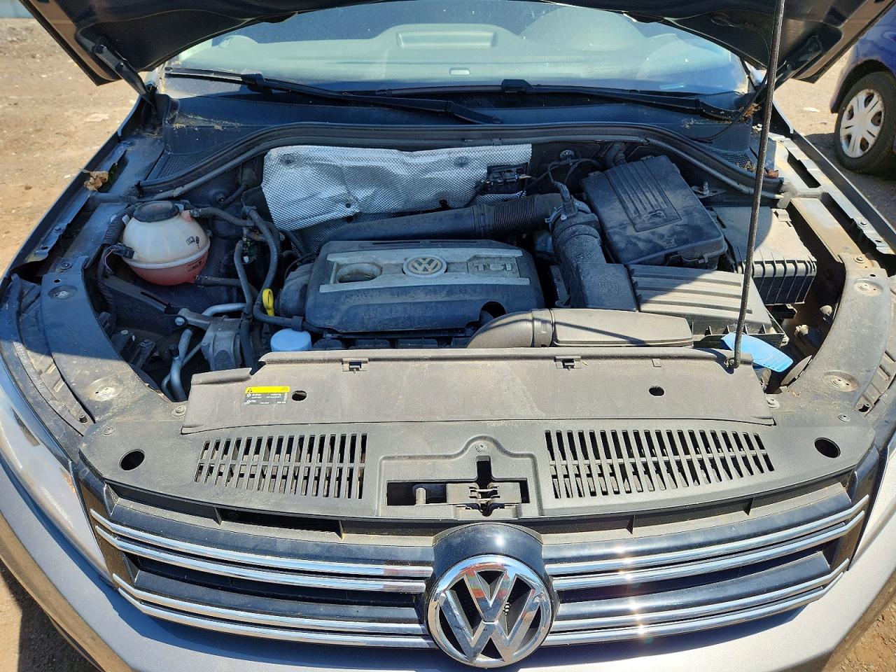 Volkswagen Tiguan S
