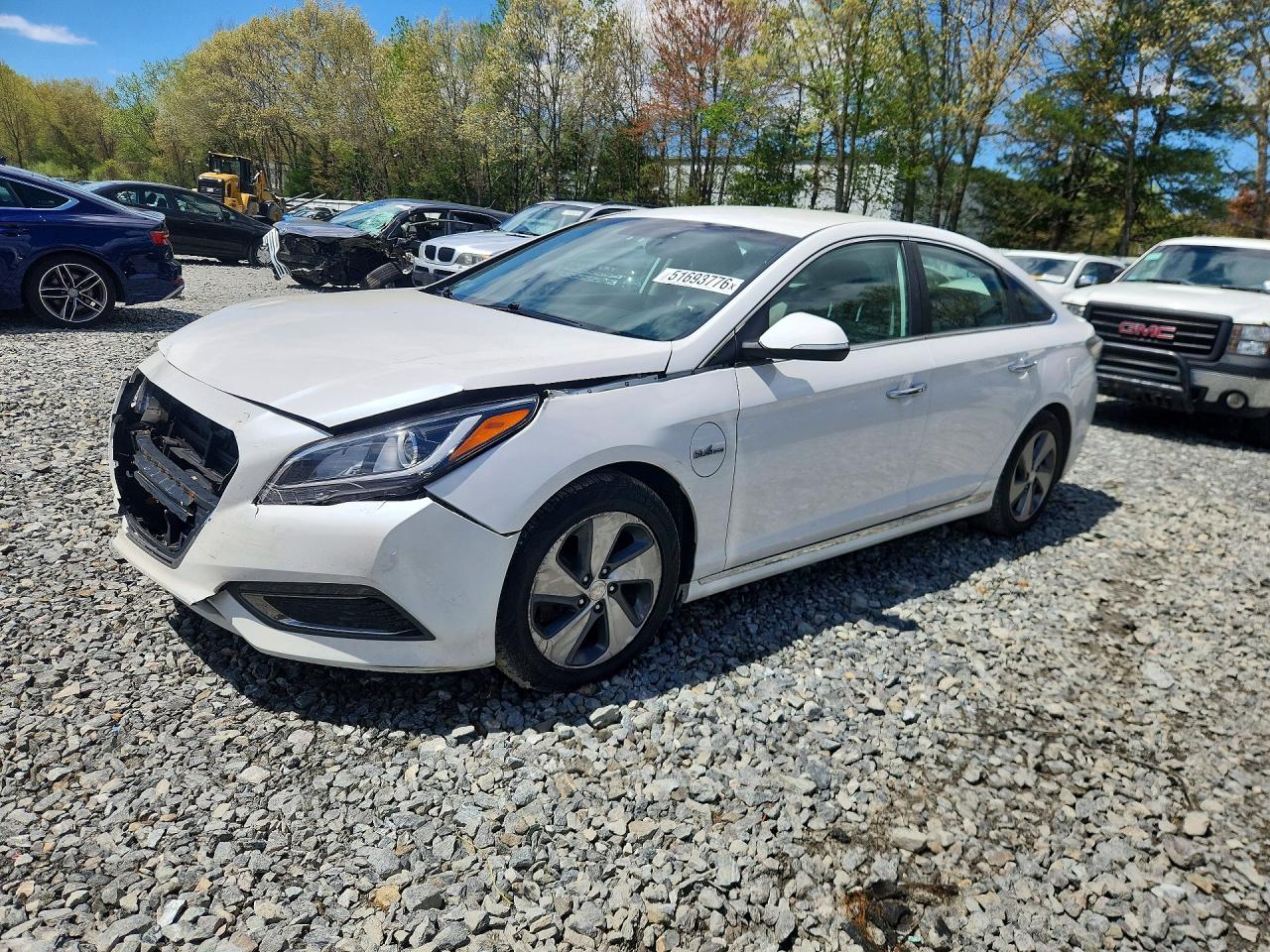 Salvage Hyundai SONATA Image