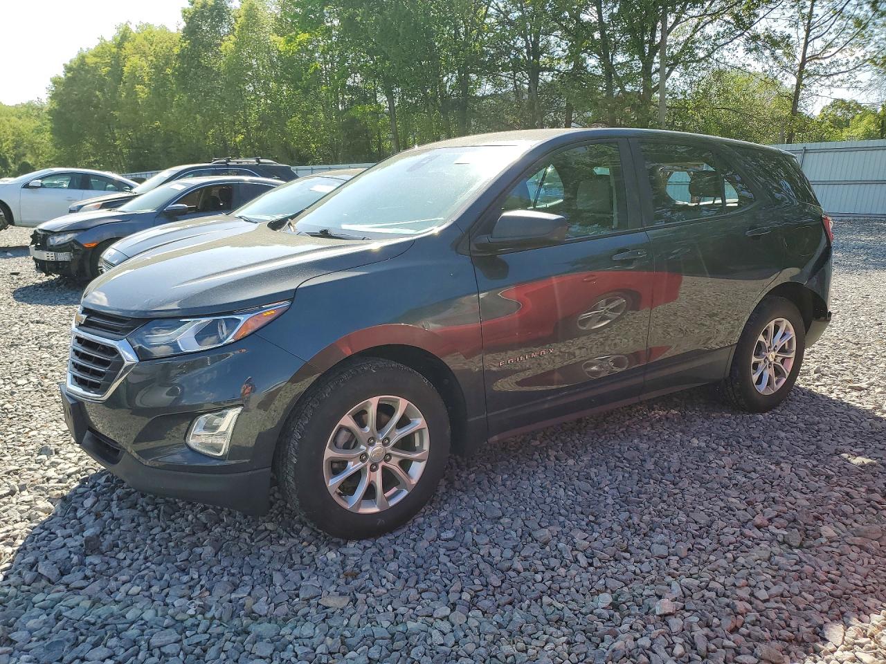 Salvage Chevrolet Equinox Image