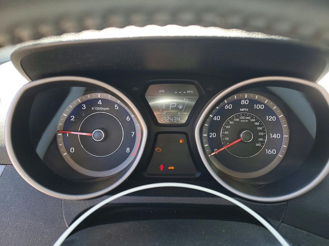 Hyundai ELANTRA Value Edition