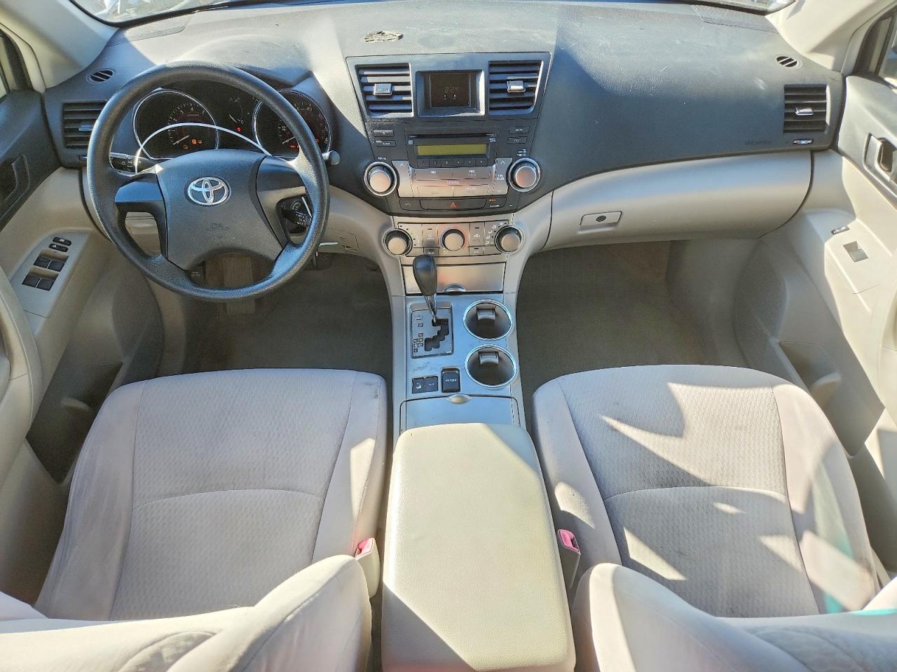 Toyota Highlander Base