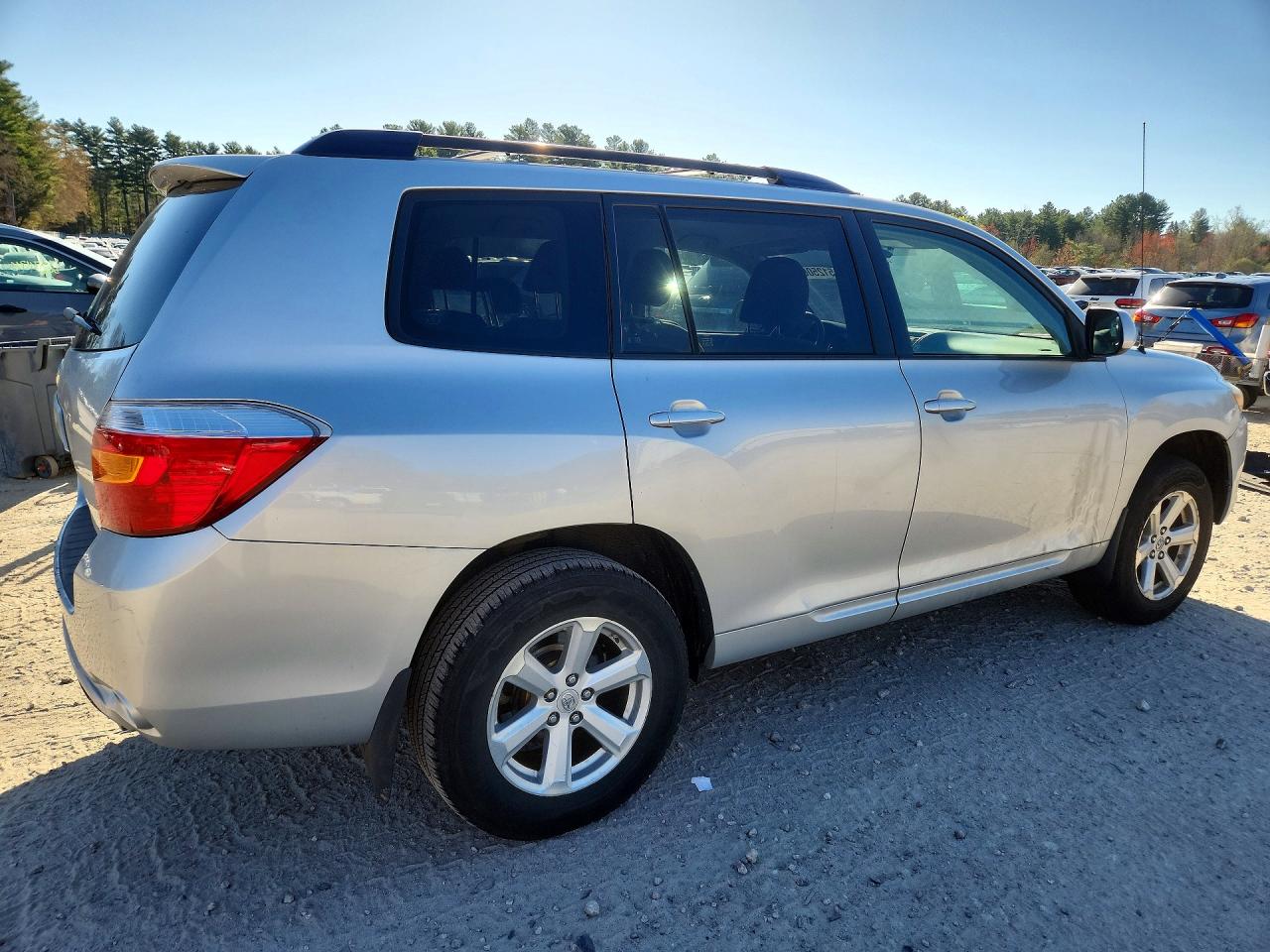 Toyota Highlander Base