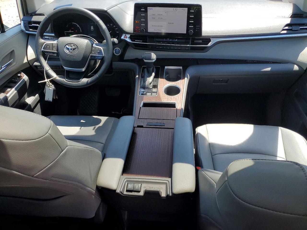 Toyota Sienna Xle