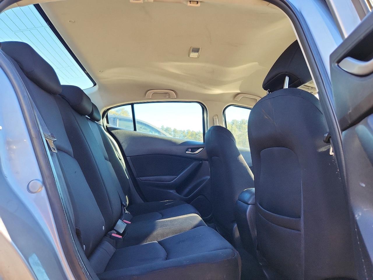Mazda 3 Sport