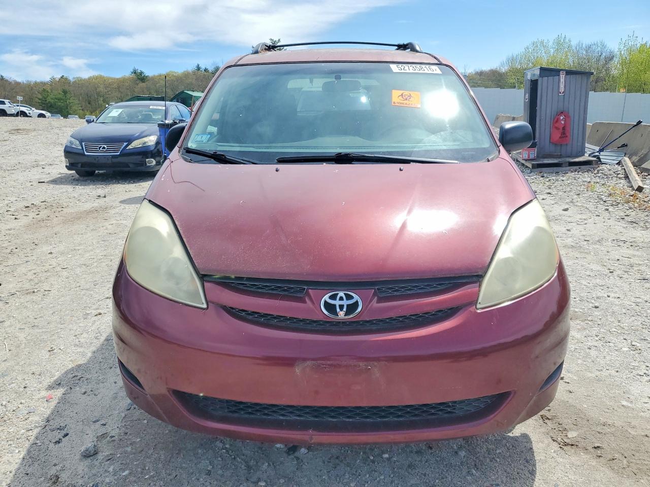 Toyota Sienna Le 8 Passenger