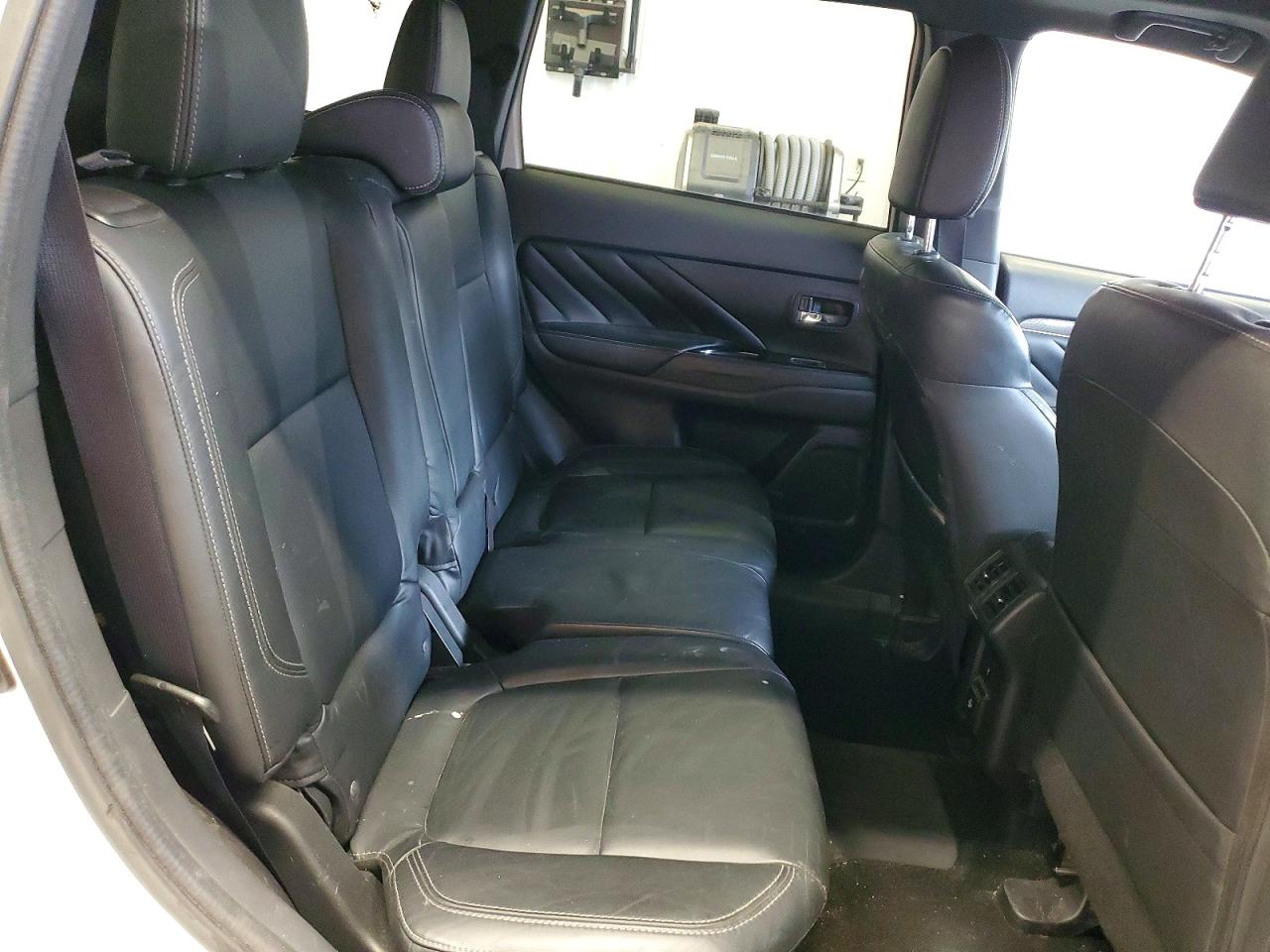 Mitsubishi Outlander Sel