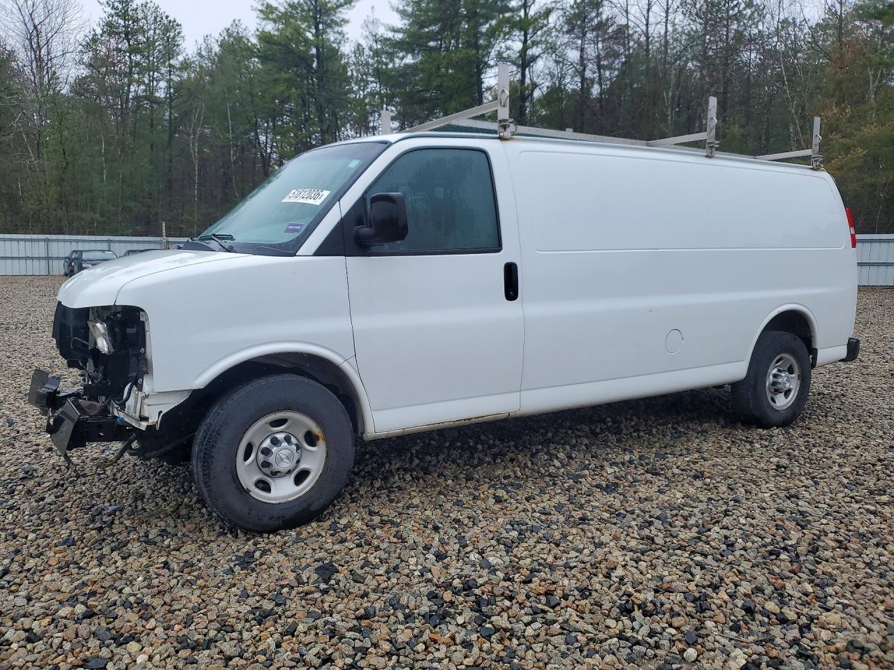 Salvage Chevrolet Express Image